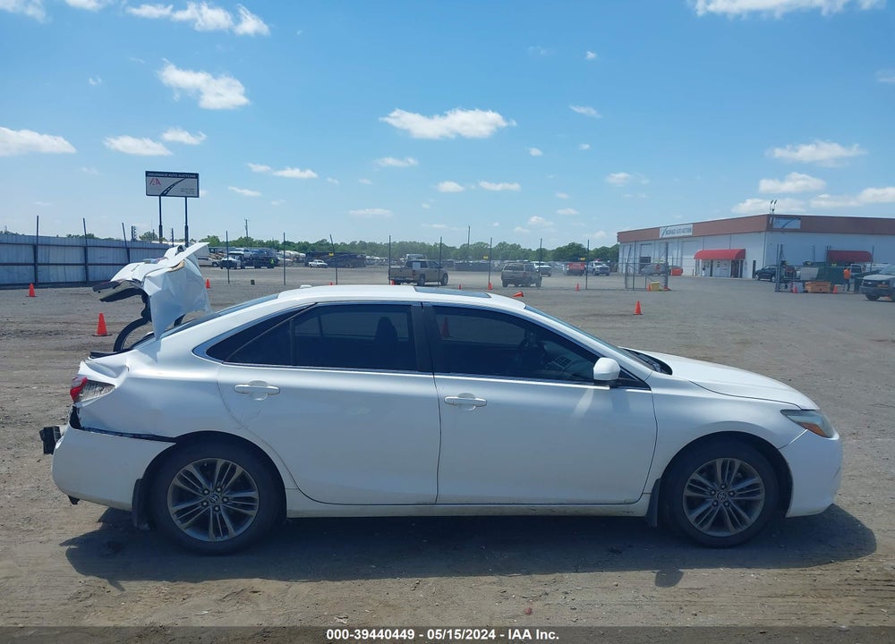 2016 TOYOTA CAMRY SE VIN: 4T1BF1FK5GU121028
