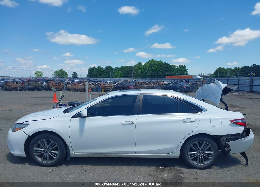 2016 TOYOTA CAMRY SE VIN: 4T1BF1FK5GU121028