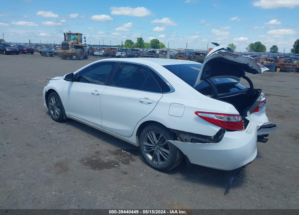 2016 TOYOTA CAMRY SE VIN: 4T1BF1FK5GU121028