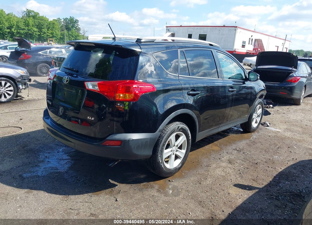 2014 TOYOTA RAV4 XLE VIN: 2T3WFREV9EW080502