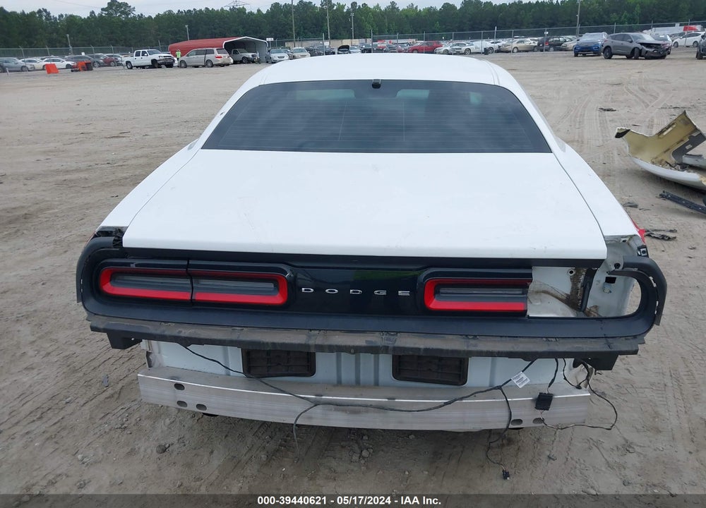 2017 DODGE CHALLENGER SXT VIN: 2C3CDZAG4HH514558