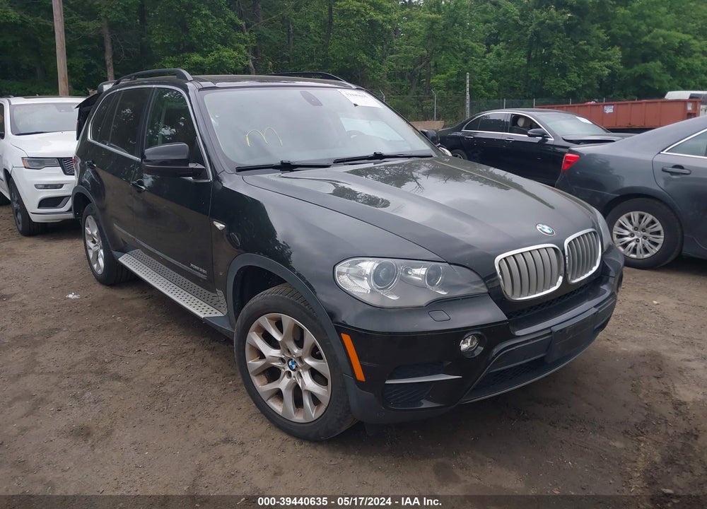 2013 BMW X5 XDRIVE35I/XDRIVE35I PREMIUM/XDRIVE35I SPORT ACTIVITY VIN: 5UXZV4C56D0E00708