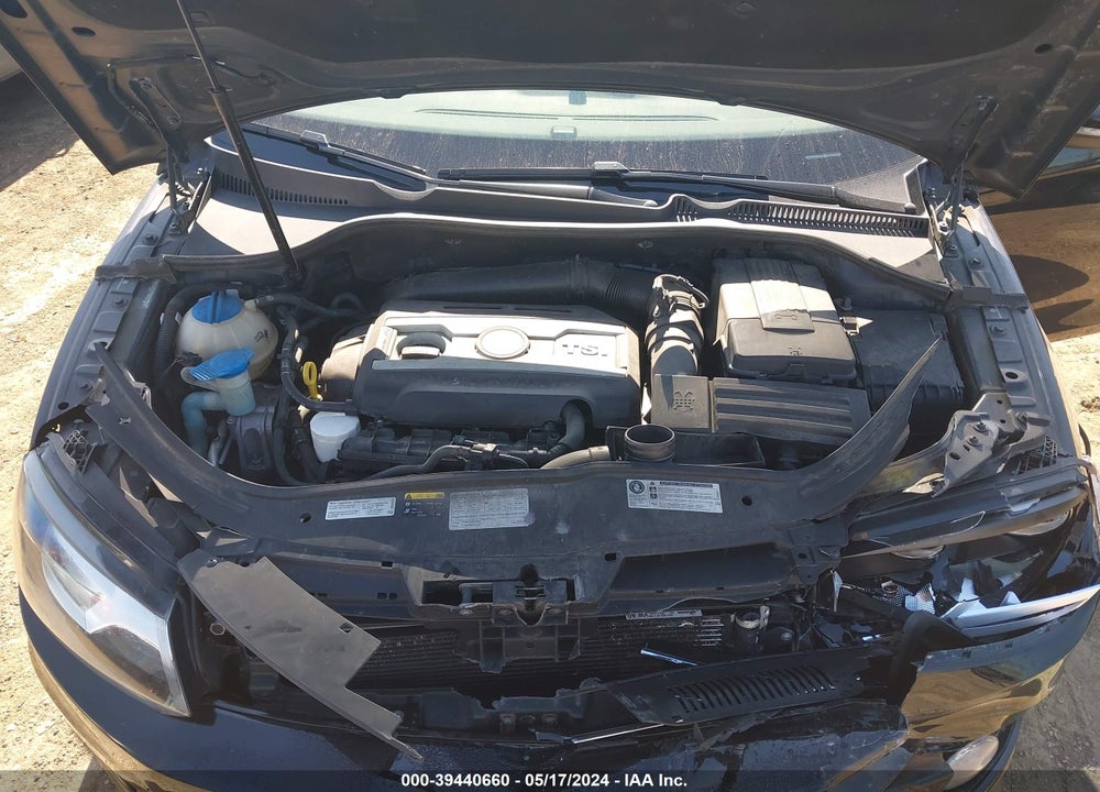2014 VOLKSWAGEN EOS KOMFORT VIN: WVWBW8AH5EV003819