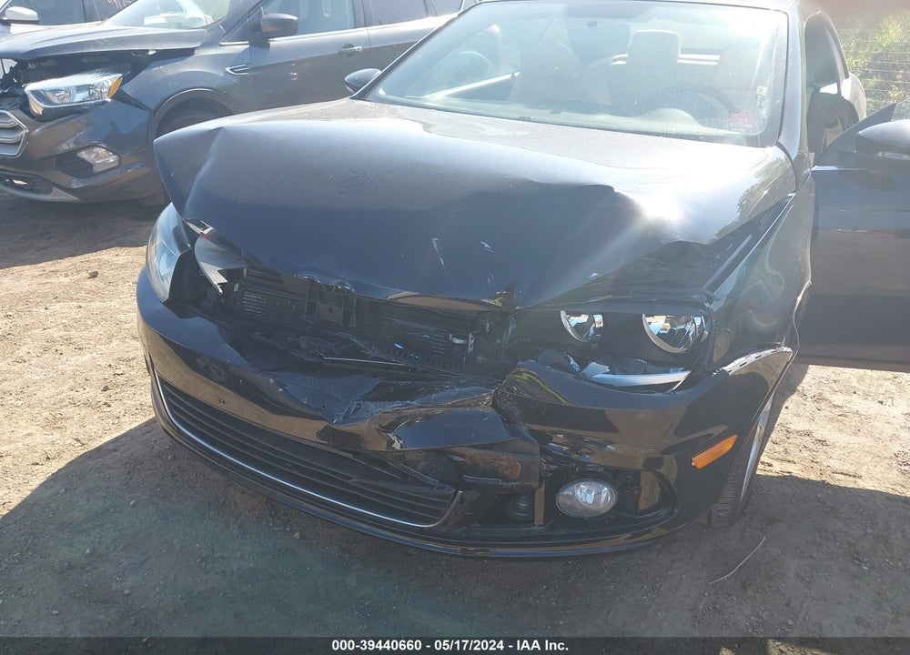 2014 VOLKSWAGEN EOS KOMFORT VIN: WVWBW8AH5EV003819