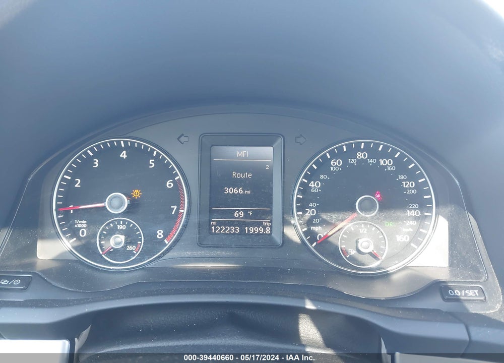 2014 VOLKSWAGEN EOS KOMFORT VIN: WVWBW8AH5EV003819