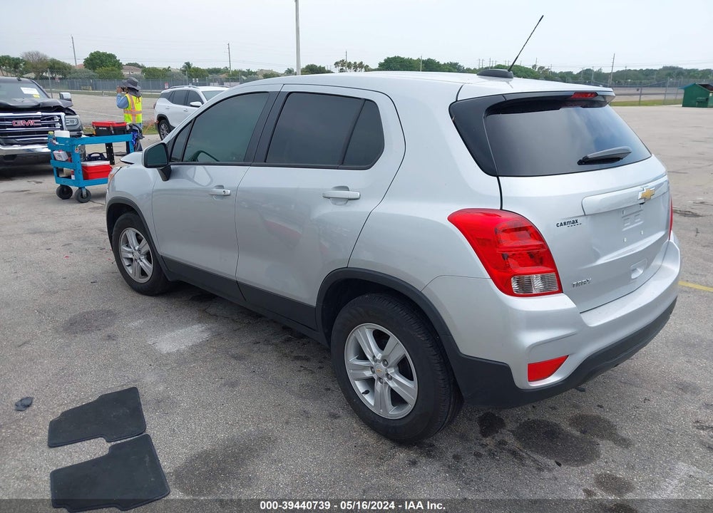 2021 CHEVROLET TRAX FWD LS VIN: KL7CJKSB1MB323694