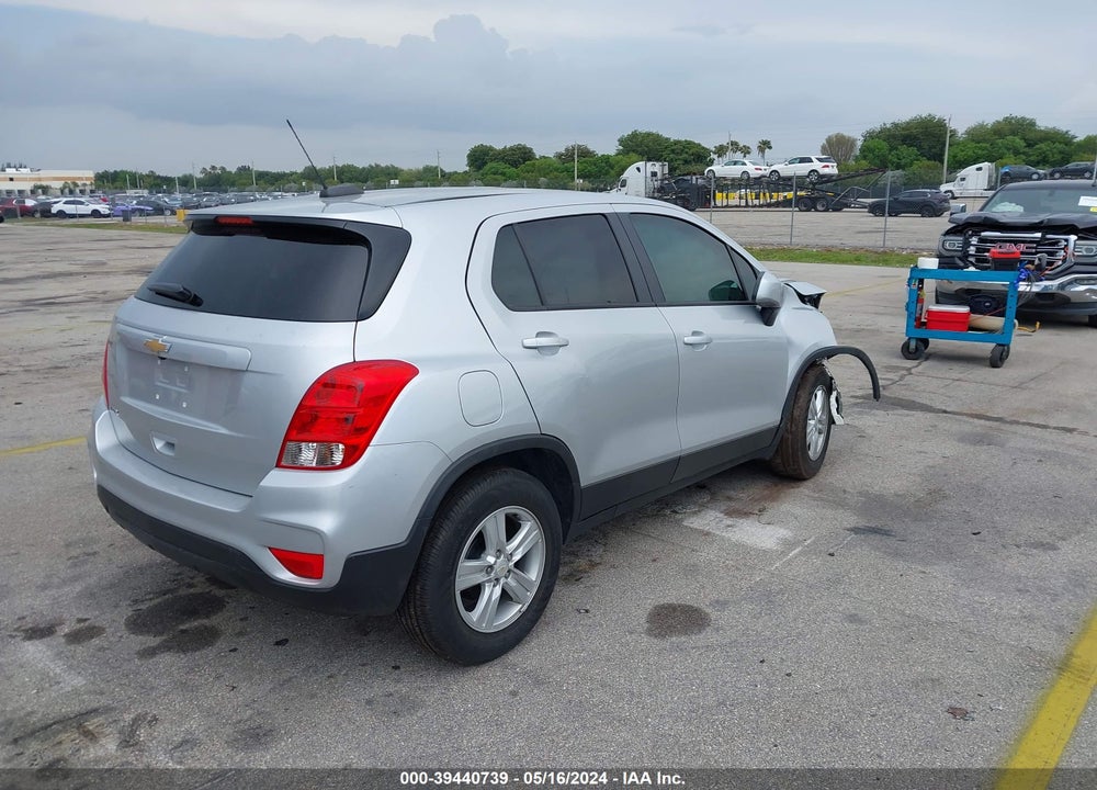 2021 CHEVROLET TRAX FWD LS VIN: KL7CJKSB1MB323694