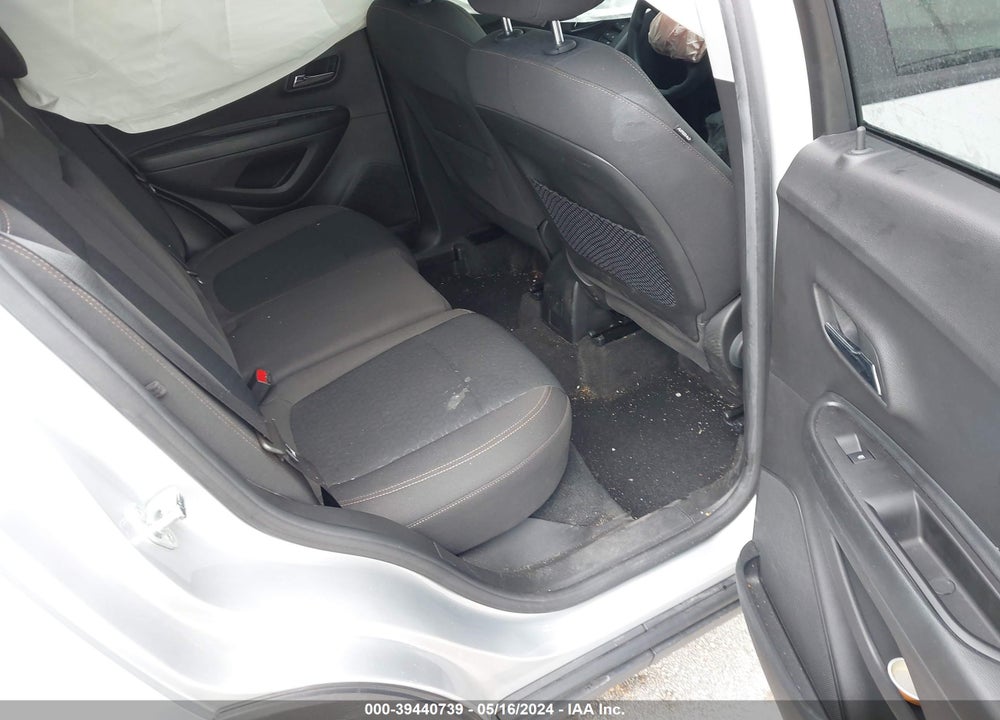 2021 CHEVROLET TRAX FWD LS VIN: KL7CJKSB1MB323694