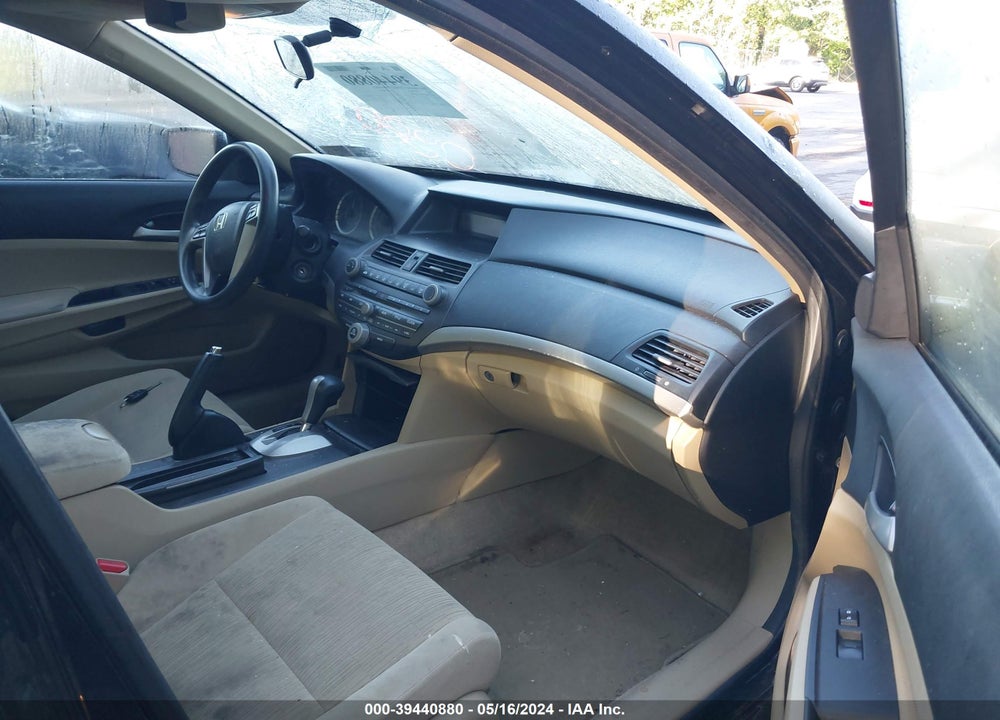 2012 HONDA ACCORD 2.4 LX VIN: 1HGCP2F37CA082086