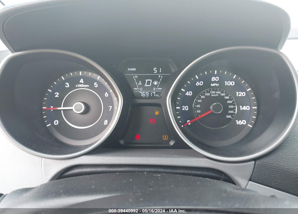2016 HYUNDAI ELANTRA VIN: 5NPDH4AE1GH727236
