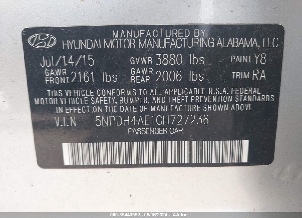 2016 HYUNDAI ELANTRA VIN: 5NPDH4AE1GH727236