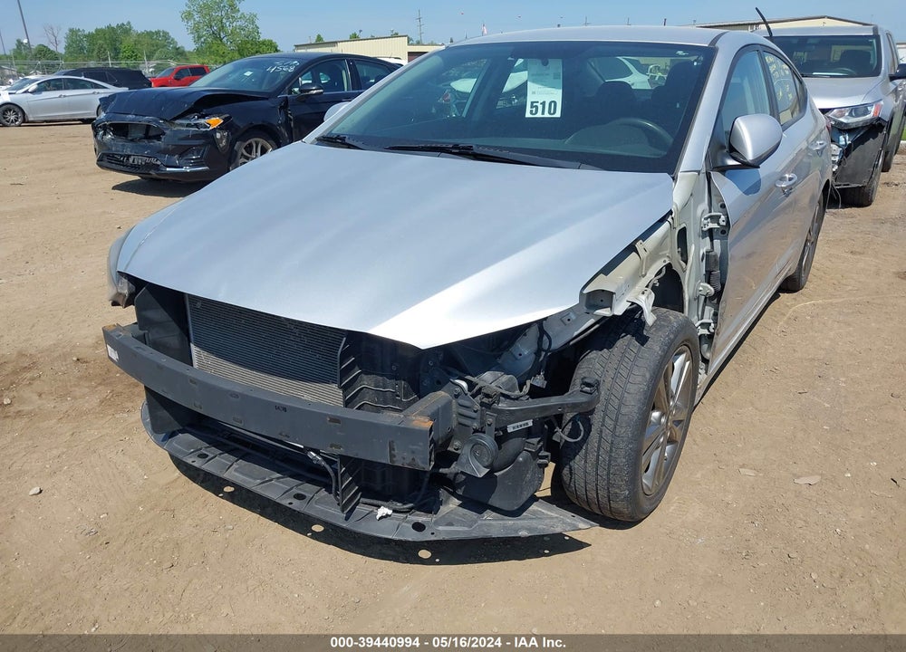 2018 HYUNDAI ELANTRA SEL VIN: 5NPD84LF0JH268276