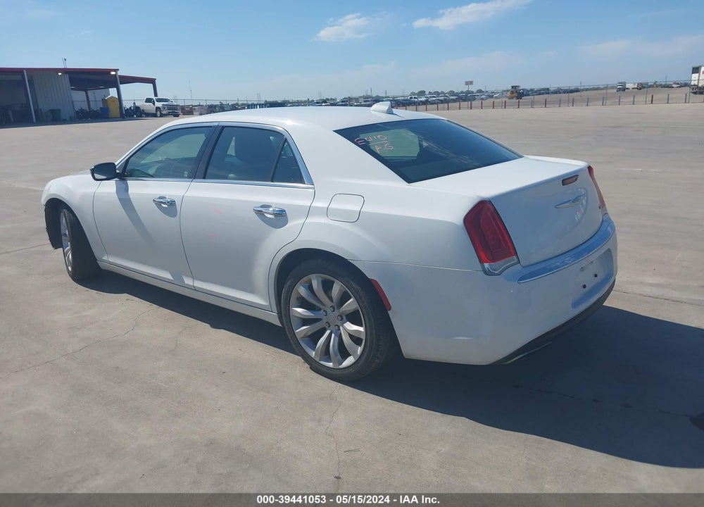 2018 CHRYSLER 300 LIMITED VIN: 2C3CCAEG3JH145888