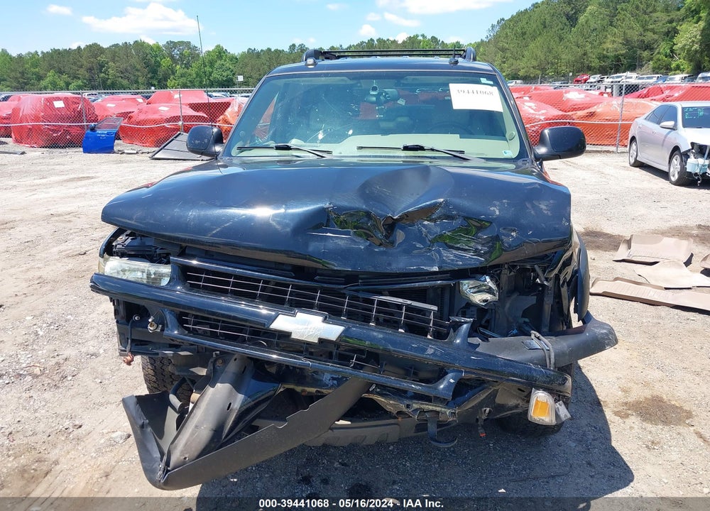 2004 CHEVROLET TAHOE VIN: 1GNEK13Z54R145351