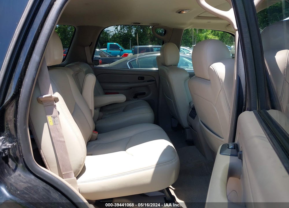 2004 CHEVROLET TAHOE VIN: 1GNEK13Z54R145351
