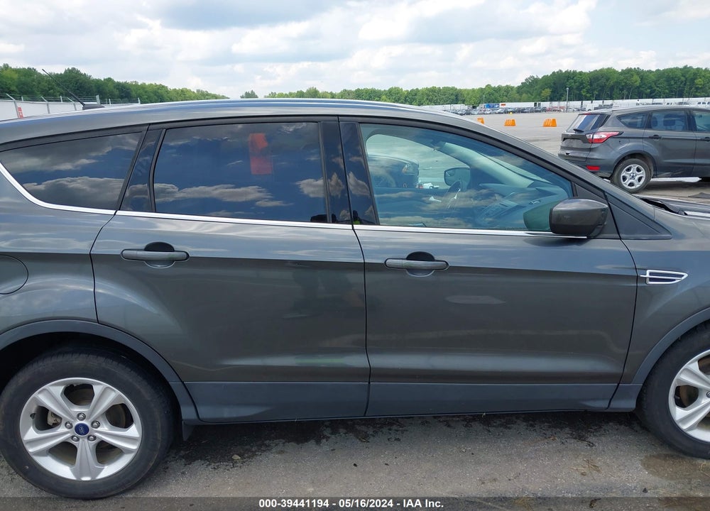 2016 FORD ESCAPE SE VIN: 1FMCU0G74GUB52365