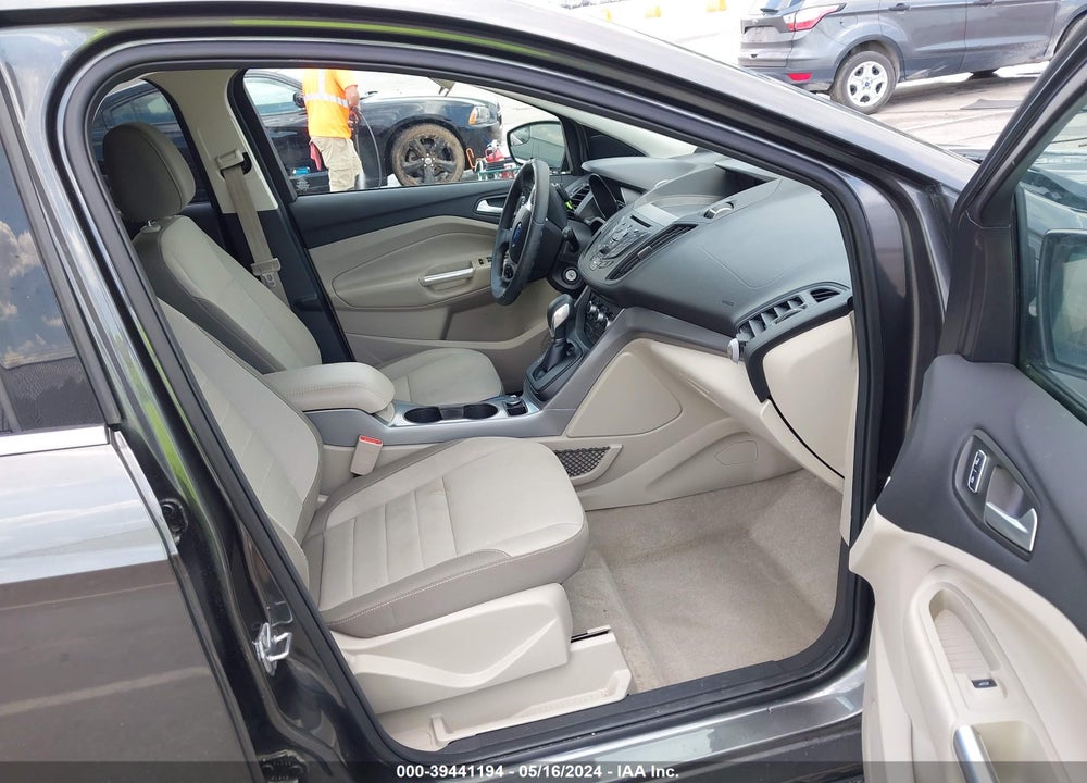 2016 FORD ESCAPE SE VIN: 1FMCU0G74GUB52365