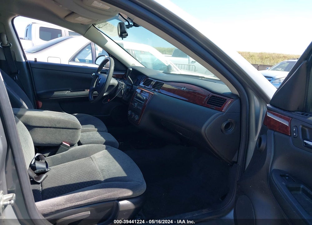 2008 CHEVROLET IMPALA LS VIN: 2G1WB58N281372126