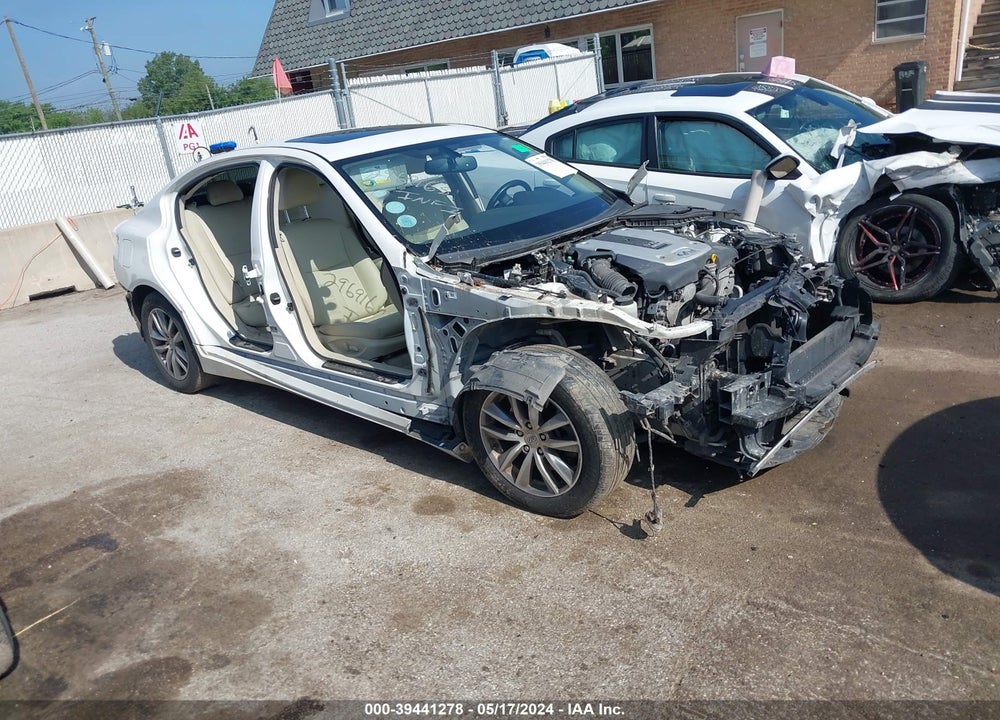 2015 INFINITI Q50 PREMIUM VIN: JN1BV7AR3FM414927
