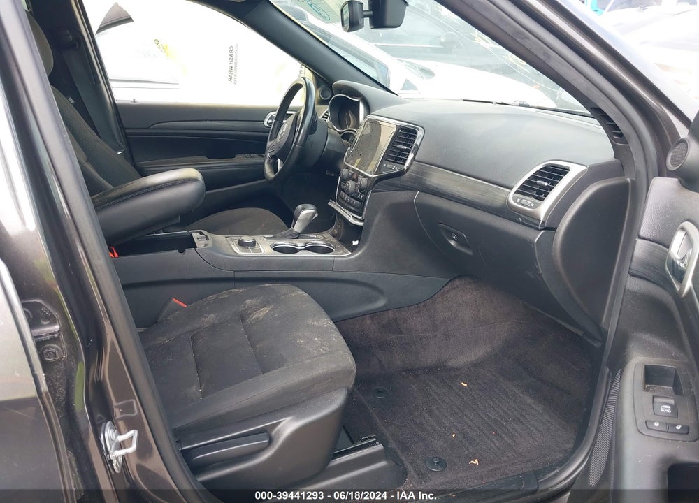 2019 JEEP GRAND CHEROKEE LAREDO E 4X4 VIN: 1C4RJFAG1KC603446
