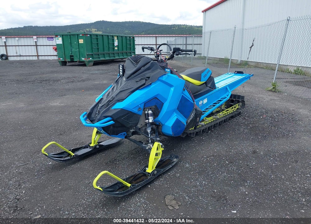 2019 POLA 850 PRO-RMKB  163 3" VIN: SN1EGM8R5KC334907
