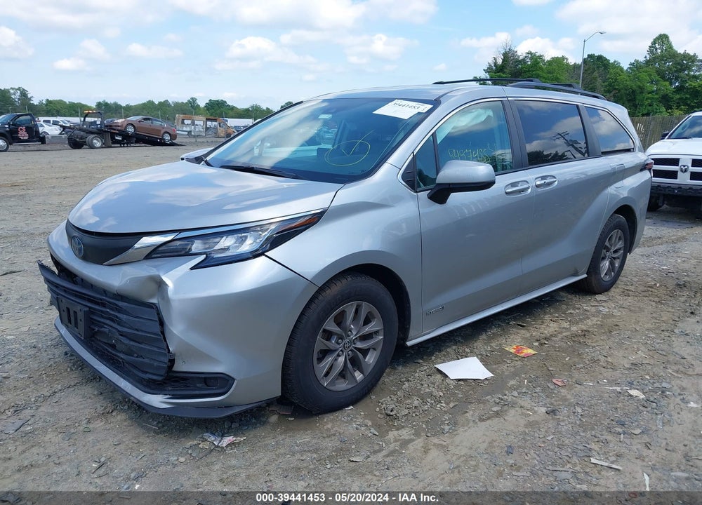 2021 TOYOTA SIENNA LE VIN: 5TDKRKEC4MS072643
