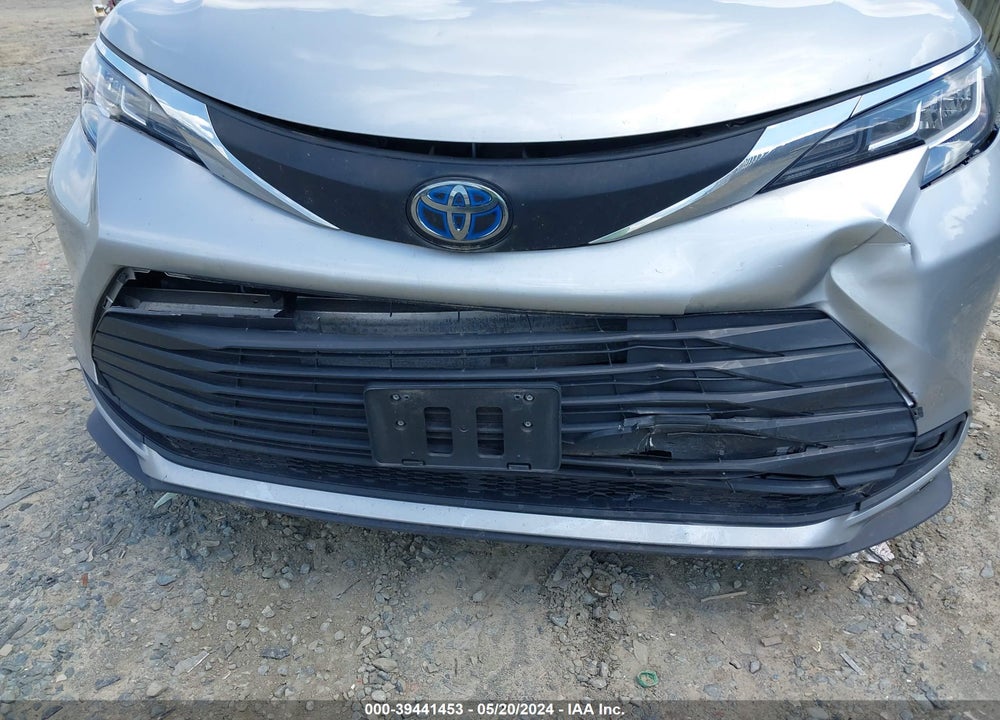 2021 TOYOTA SIENNA LE VIN: 5TDKRKEC4MS072643