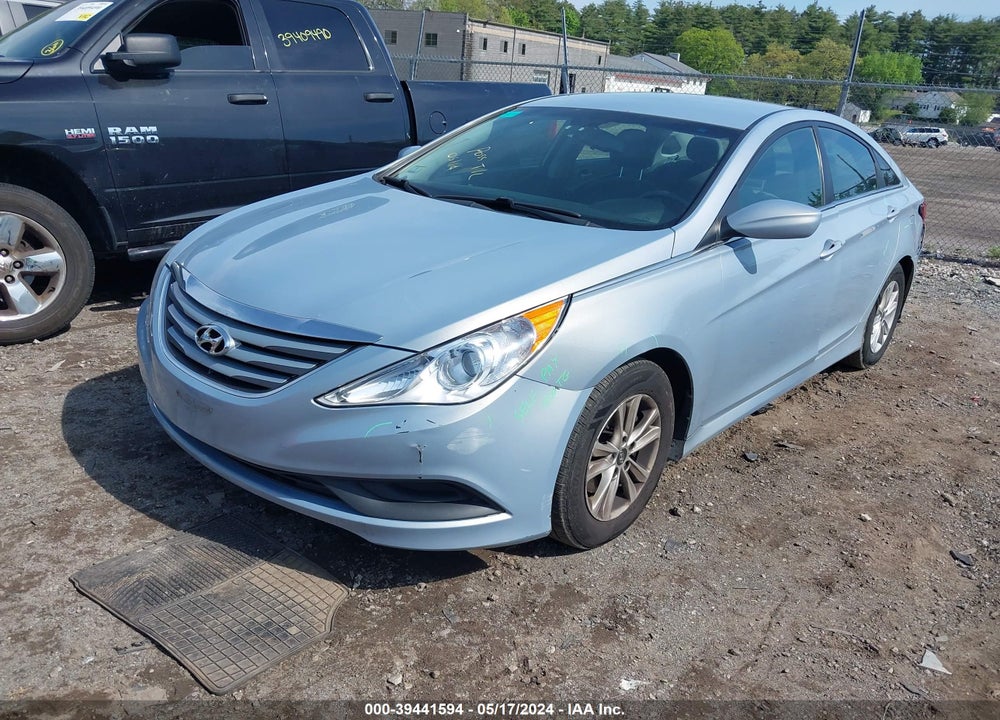 2014 HYUNDAI SONATA GLS VIN: 5NPEB4AC0EH908555