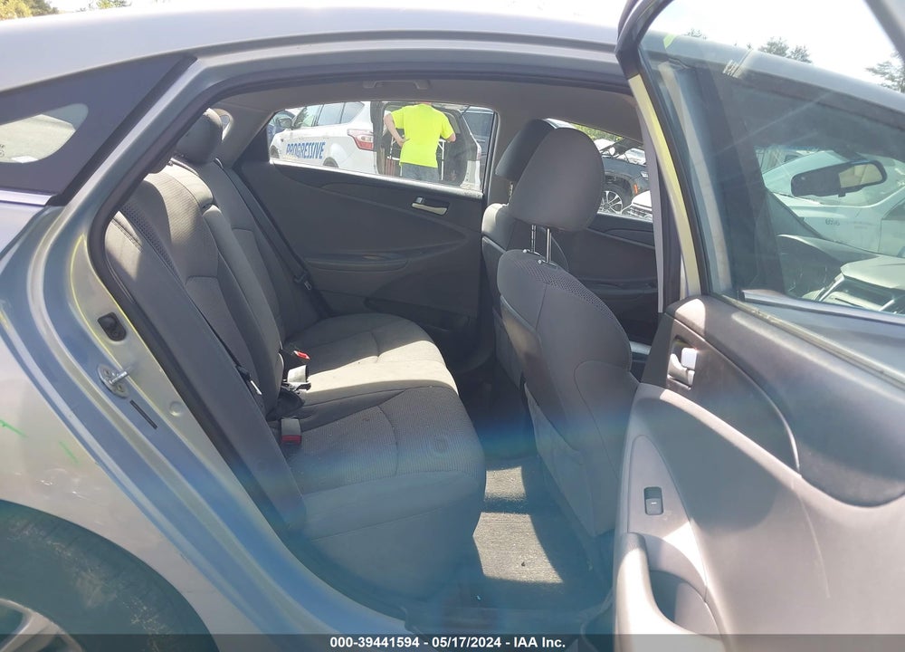 2014 HYUNDAI SONATA GLS VIN: 5NPEB4AC0EH908555
