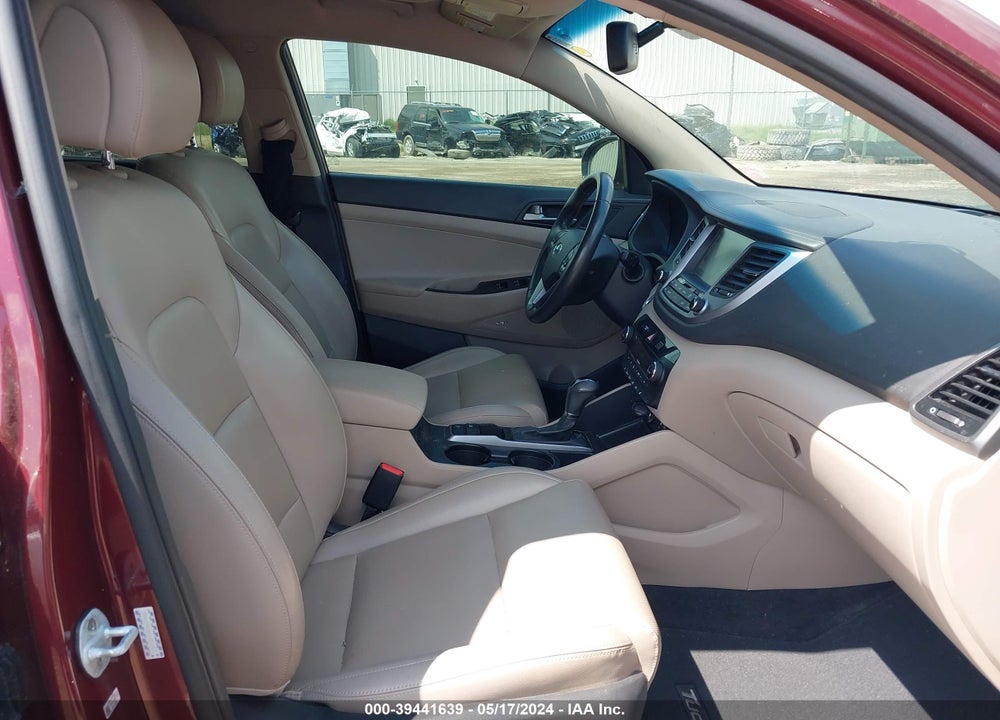 2017 HYUNDAI TUCSON LIMITED VIN: KM8J33A24HU595223