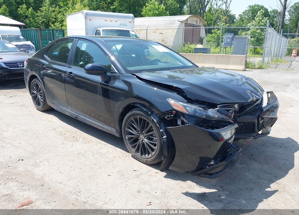 2021 TOYOTA CAMRY SE NIGHTSHADE EDITION AWD VIN: 4T1G11BK2MU038114