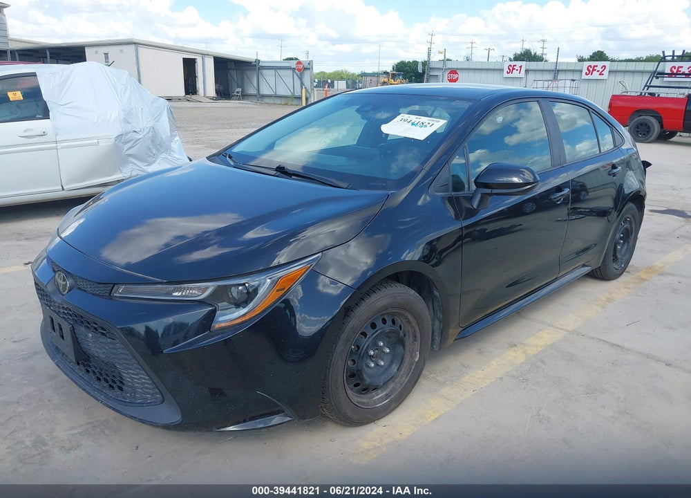 2021 TOYOTA COROLLA LE VIN: 5YFEPMAE2MP205849