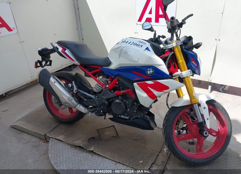 2023 BMW G310 R VIN: WB30G430XPRA61111