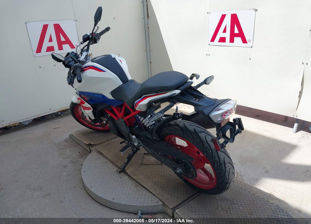 2023 BMW G310 R VIN: WB30G430XPRA61111