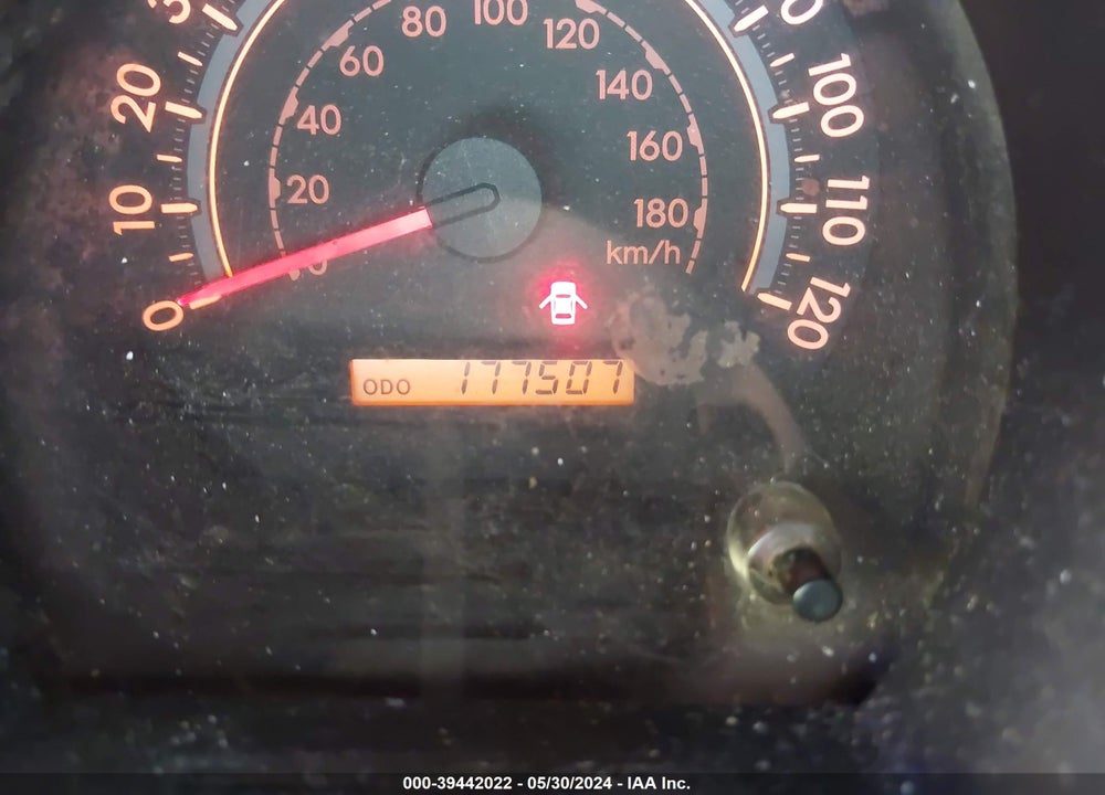 2010 TOYOTA TUNDRA GRADE 5.7L V8 VIN: 5TFCW5F17AX009702
