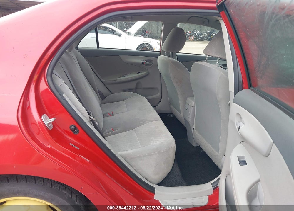 2009 TOYOTA COROLLA LE VIN: JTDBL40E09J020131