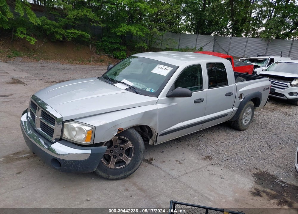 2005 DODGE DAKOTA SLT VIN: 1D7HW48N35S188121