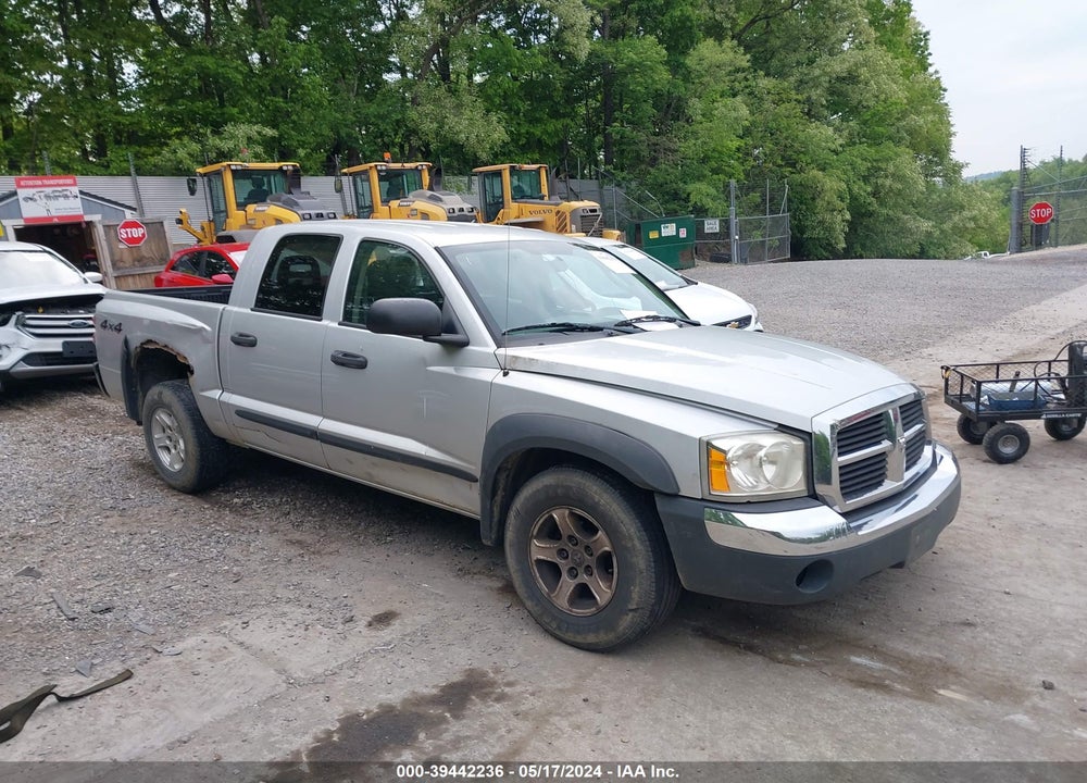 2005 DODGE DAKOTA SLT VIN: 1D7HW48N35S188121