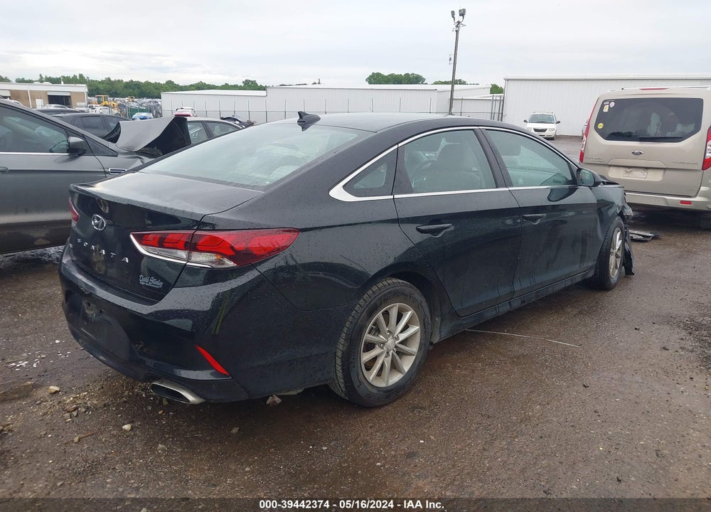 2018 HYUNDAI SONATA SE VIN: 5NPE24AF0JH676382