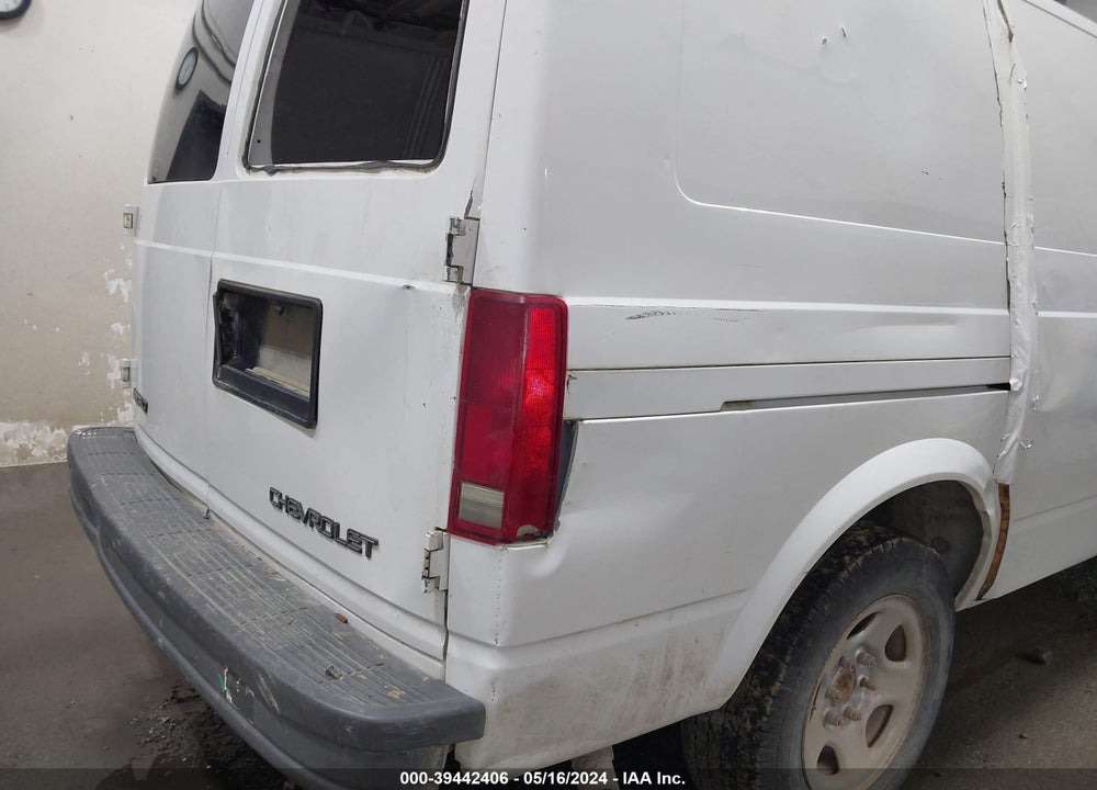 2003 CHEVROLET ASTRO VIN: 1GCDM19X83B133027