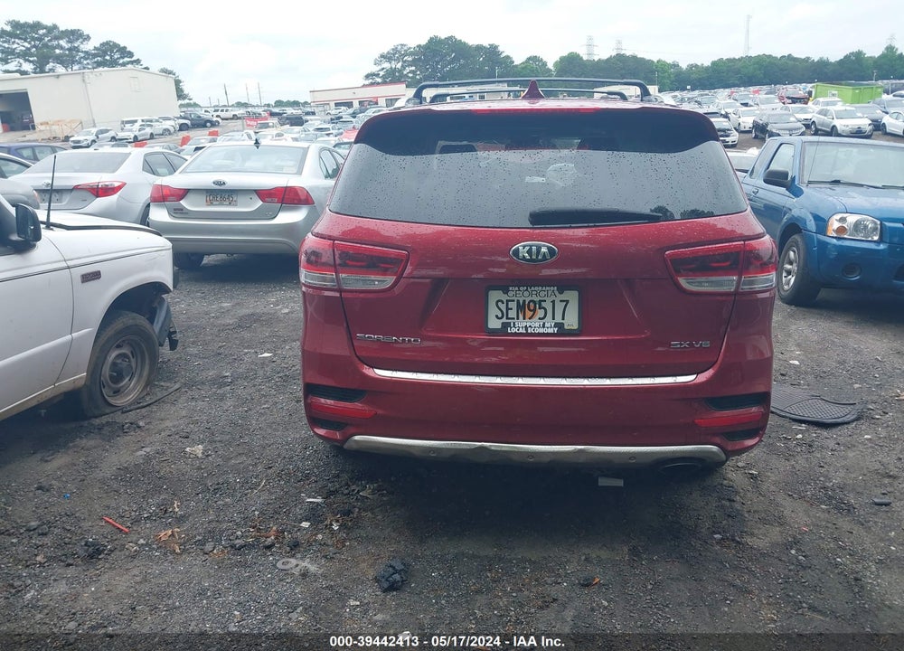 2016 KIA SORENTO 3.3L SX VIN: 5XYPK4A52GG184596