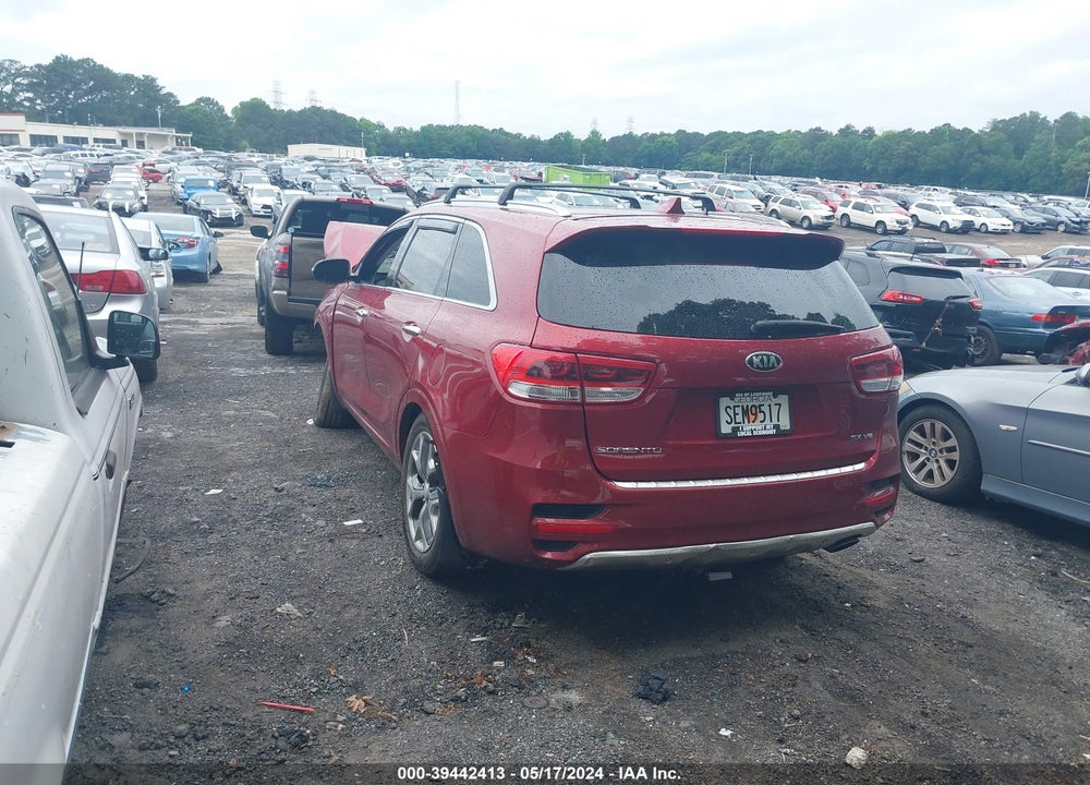 2016 KIA SORENTO 3.3L SX VIN: 5XYPK4A52GG184596
