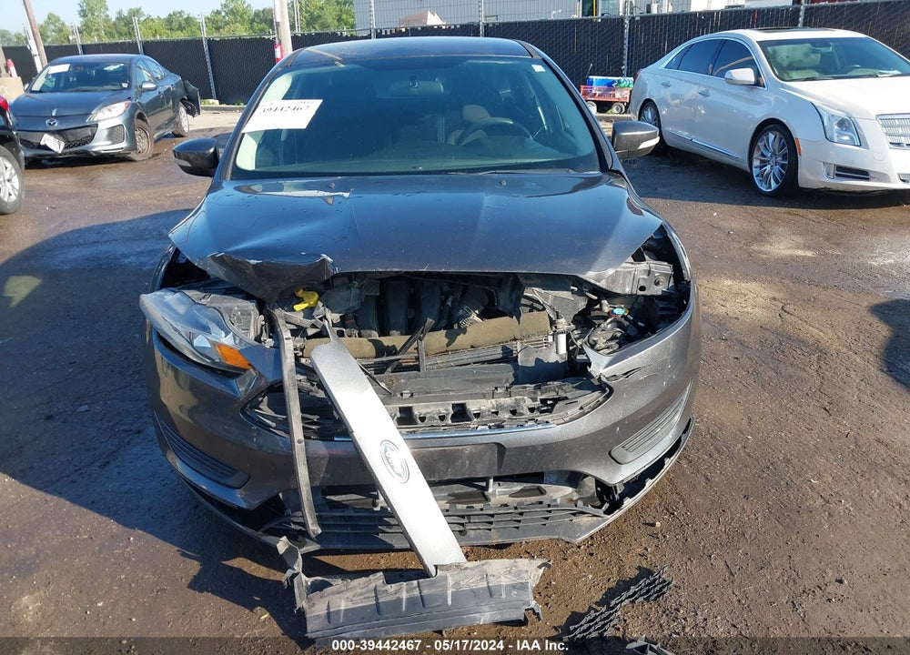 2015 FORD FOCUS SE VIN: 1FADP3F27FL324910