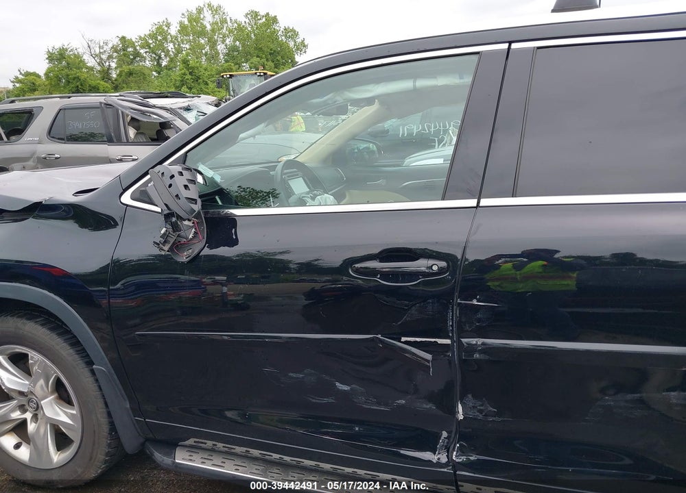 2016 TOYOTA HIGHLANDER LIMITED V6 VIN: 5TDDKRFH8GS337150