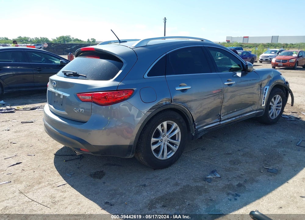 2017 INFINITI QX70 VIN: JN8CS1MW0HM411726