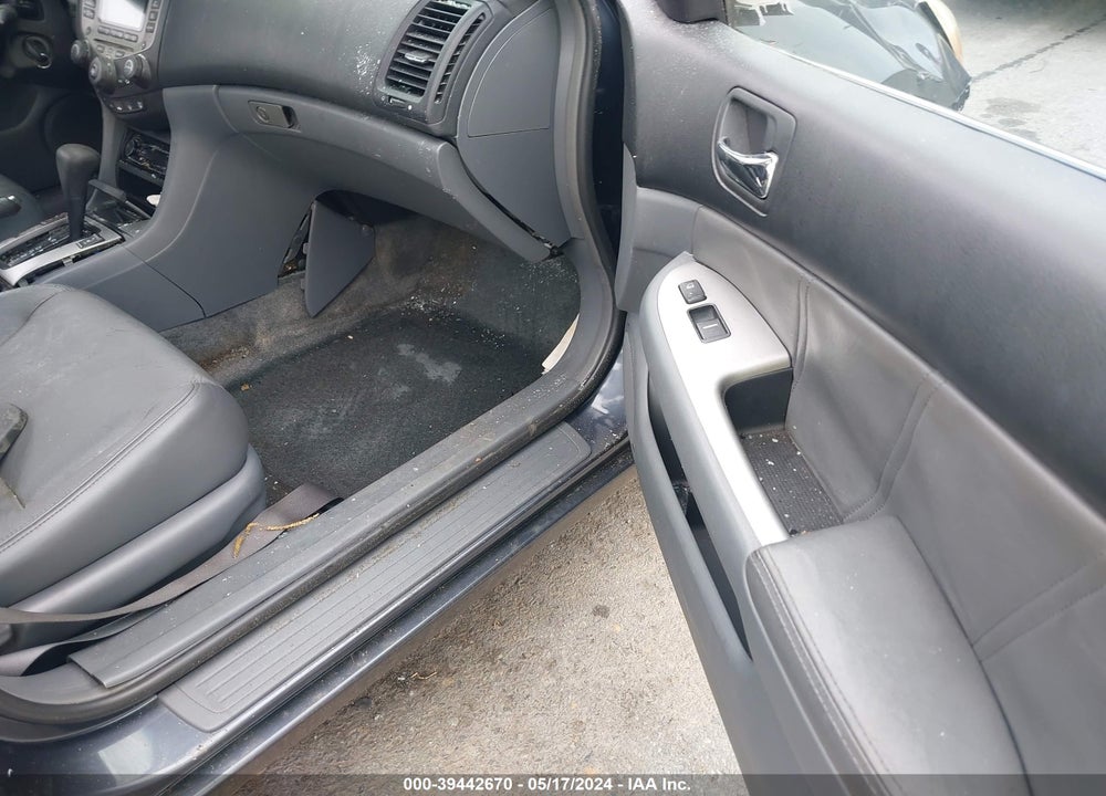 2003 HONDA ACCORD 2.4 EX VIN: 1HGCM56663A066529