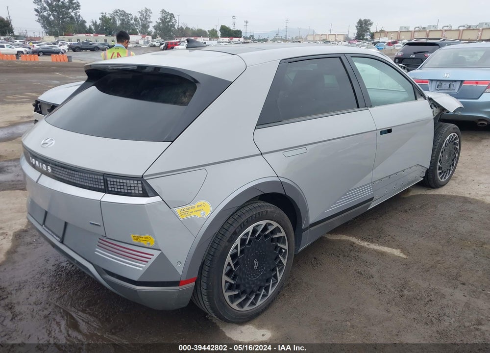 2022 HYUNDAI IONIQ 5 LIMITED VIN: KM8KRDAF5NU066032