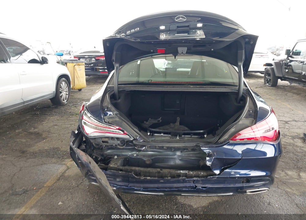 2018 MERCEDES-BENZ CLA 250 VIN: WDDSJ4EB4JN675125