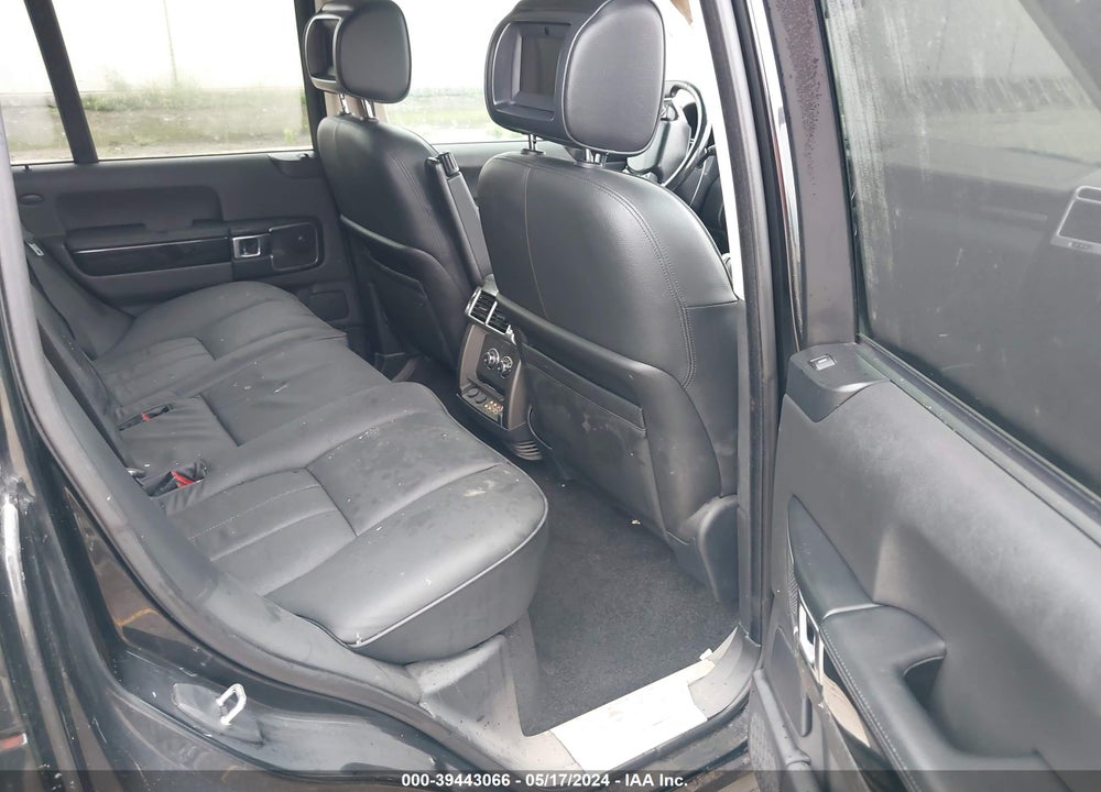 2010 LAND ROVER RANGE ROVER HSE VIN: SALME1D47AA327618