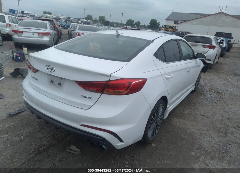 2017 HYUNDAI ELANTRA VIN: KMHD04LB3HU333072